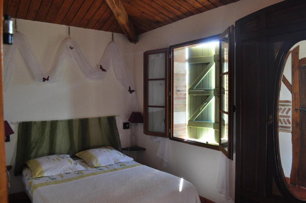 Le Poulailler Villa Lavit Exterior foto